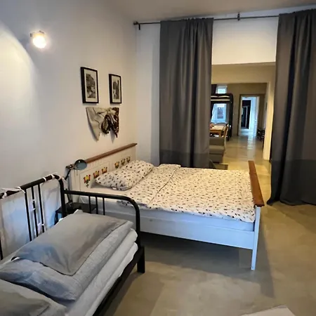 Transylvania Old Town Βουκουρέστι